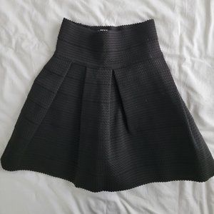 H&M Black Mini skirt size S, beautiful detailed design